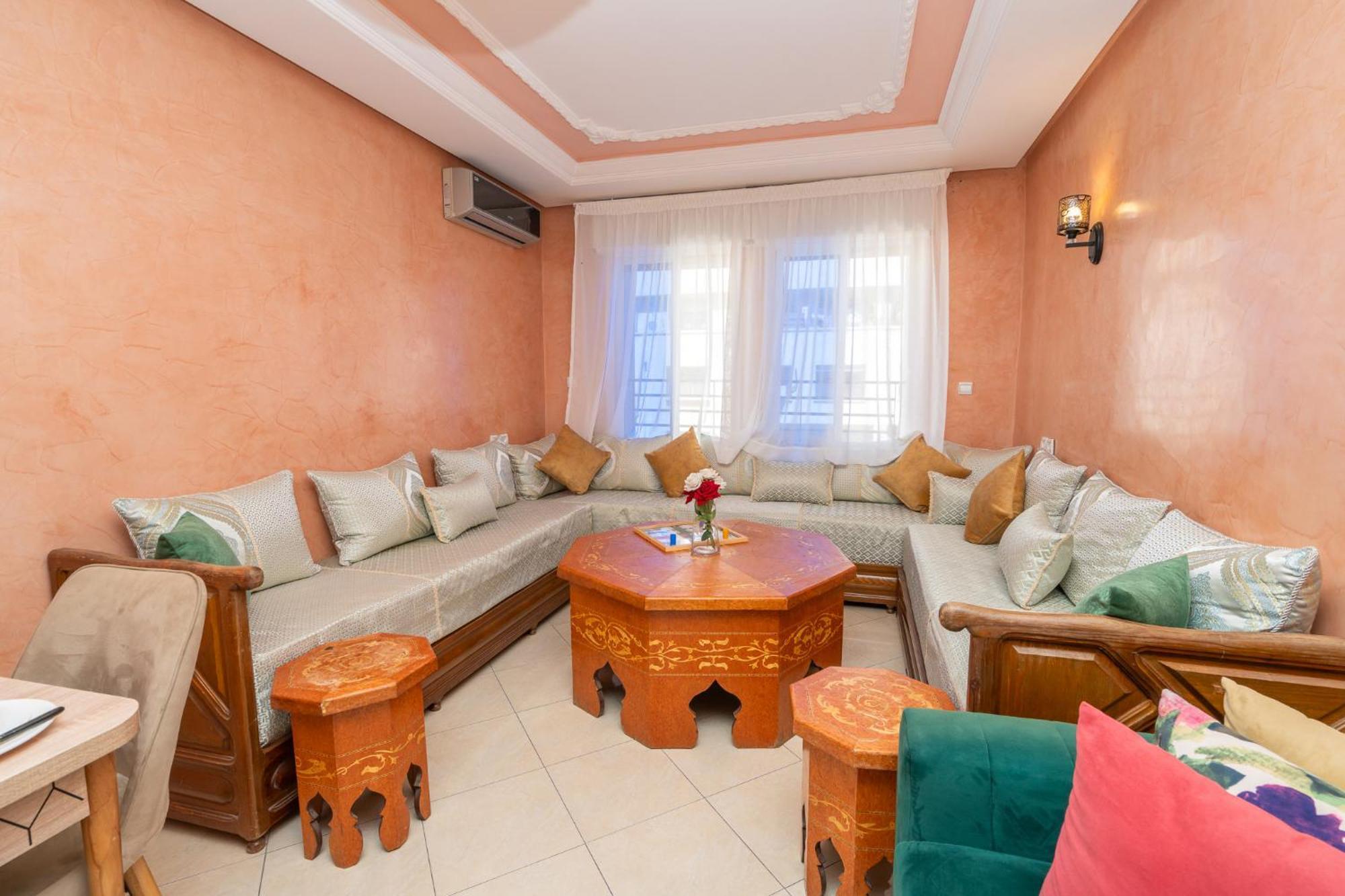 Appartement 2 Chambres Pres De La Corniche Tanger Luaran gambar